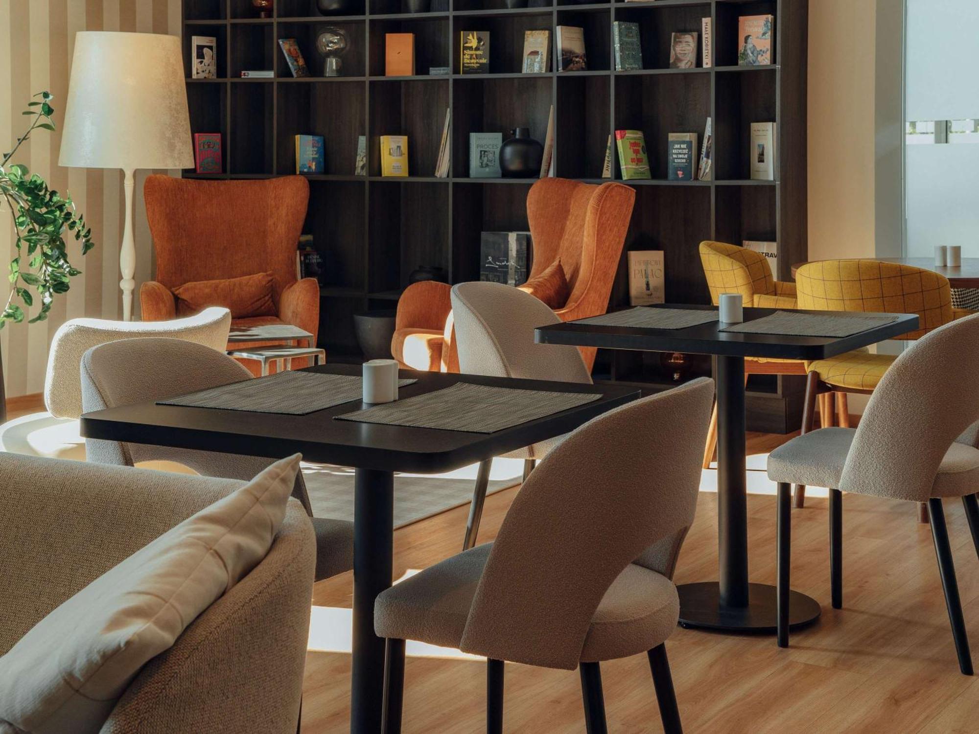 Ibis Styles Airport Varšava
