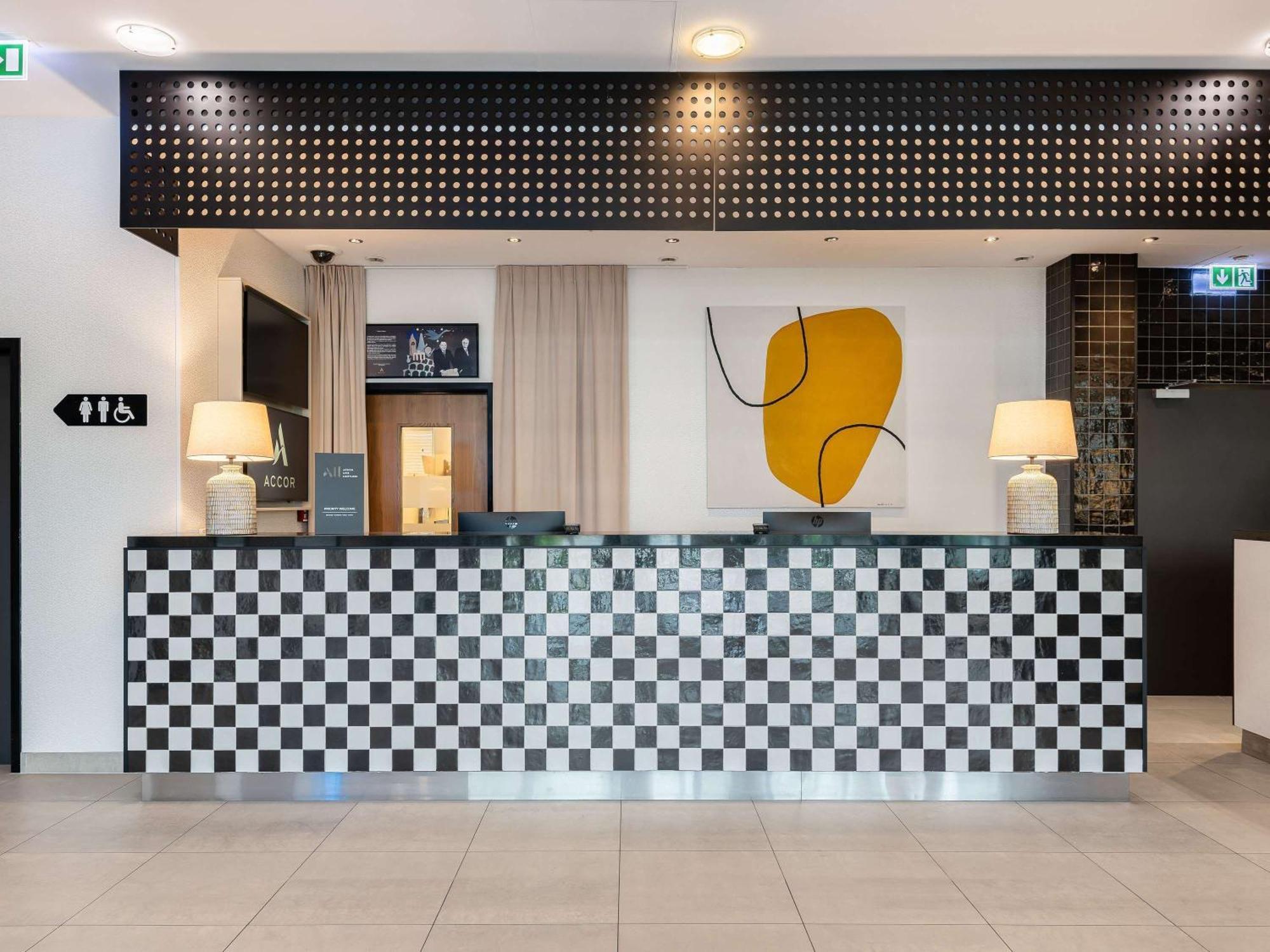 Ibis Styles Airport 3* Warschau